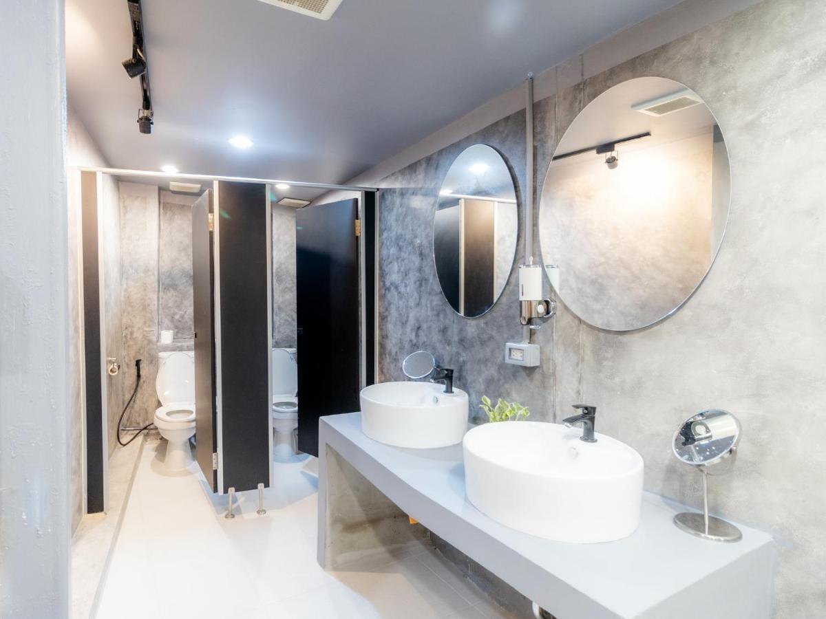 Khao San Social Capsule Hostel Bangkok Zewnętrze zdjęcie