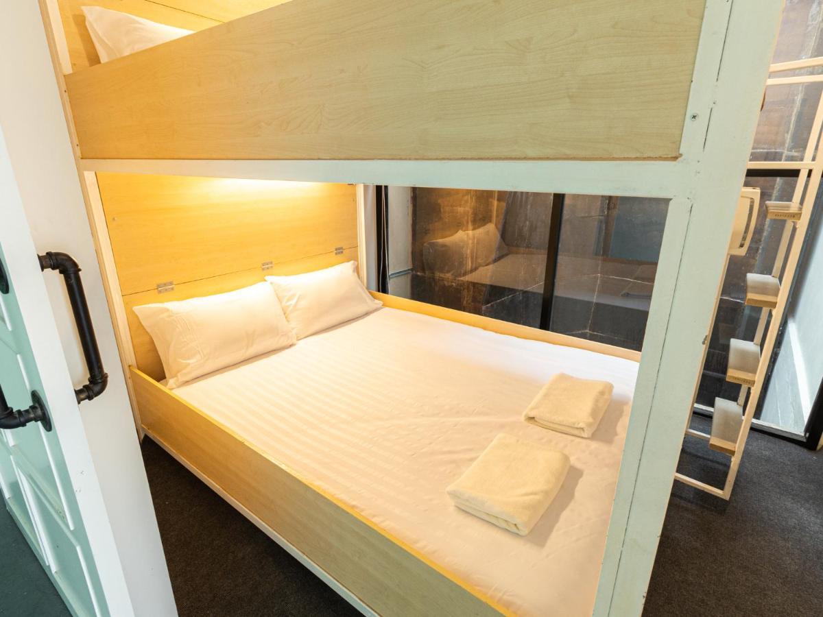 Khao San Social Capsule Hostel Bangkok Zewnętrze zdjęcie